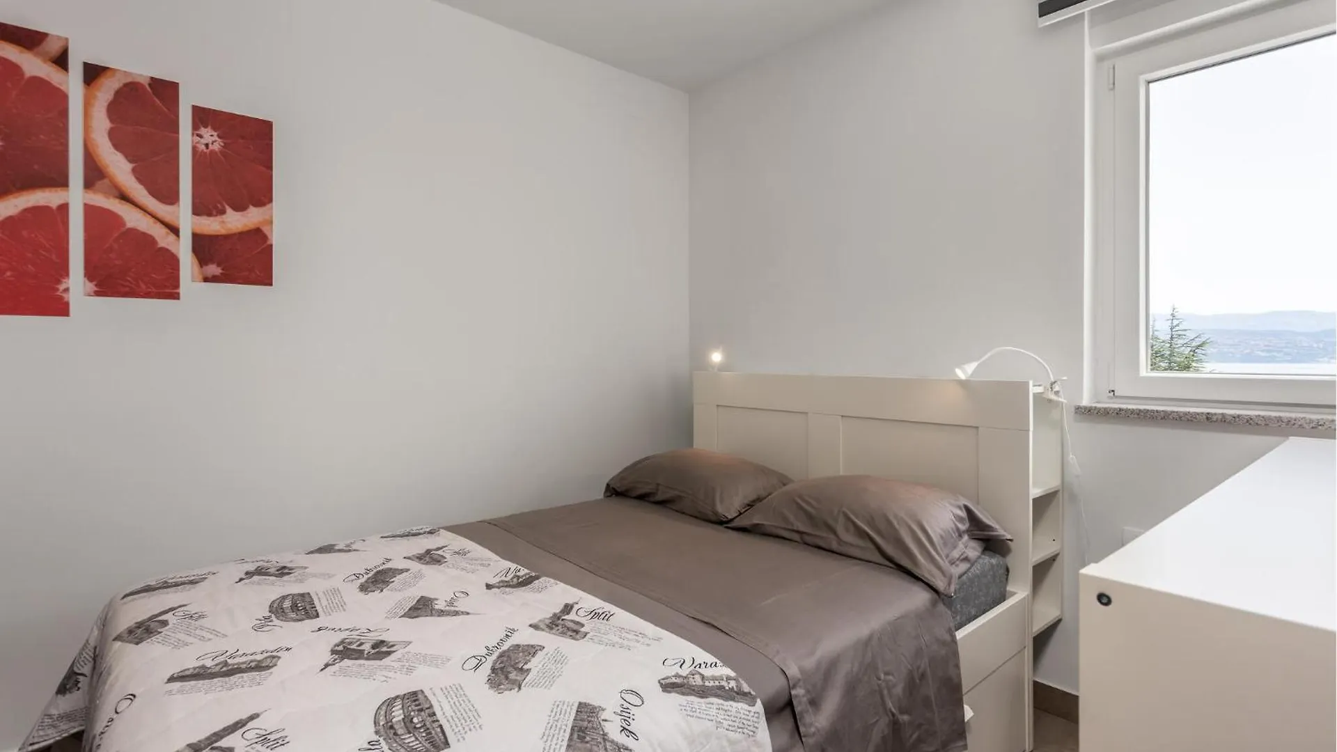 Cozy Apartment In Icici With House Sea View 0*,