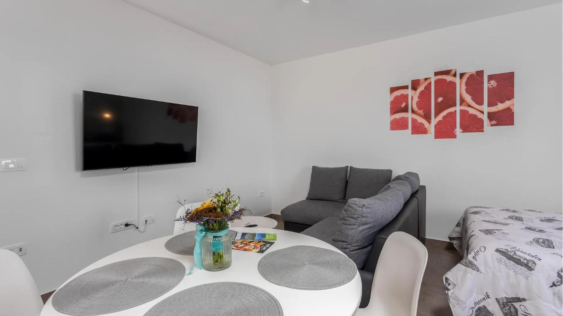 Cozy Apartment In Icici With House Sea View
